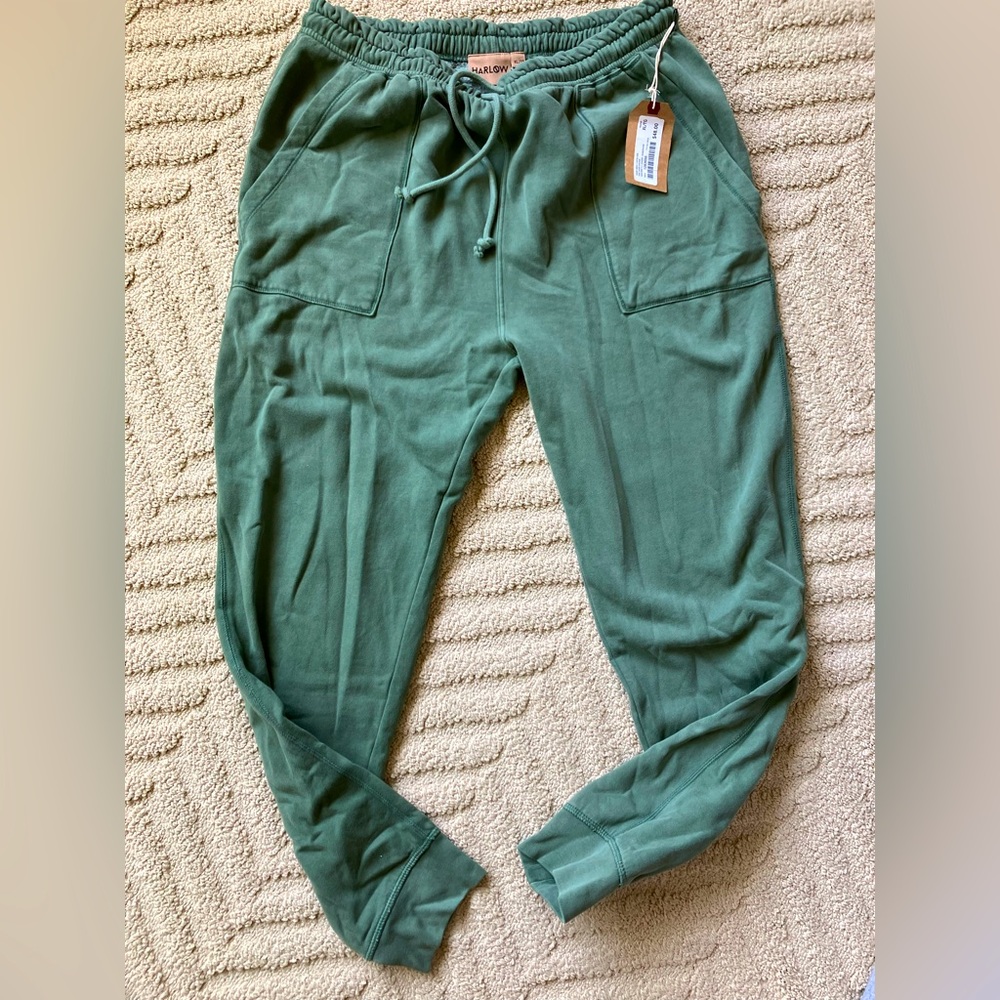 Brand new Harlow sweatpants